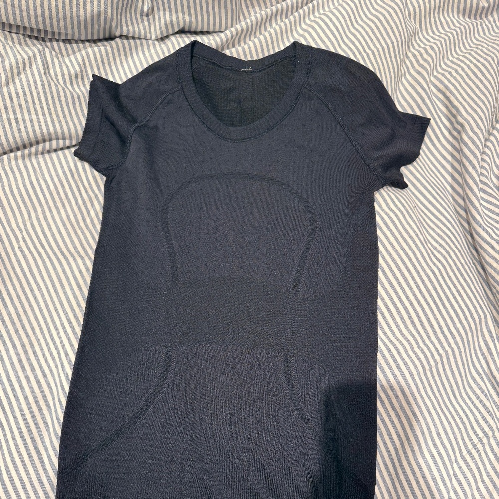 Lululemon swiftly tech size 6